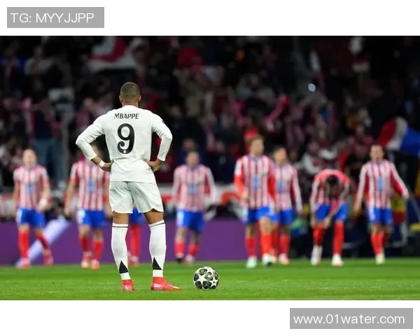 皇马逆转晋级欧冠八强，C罗梅开二度助球队晋级下一轮比赛